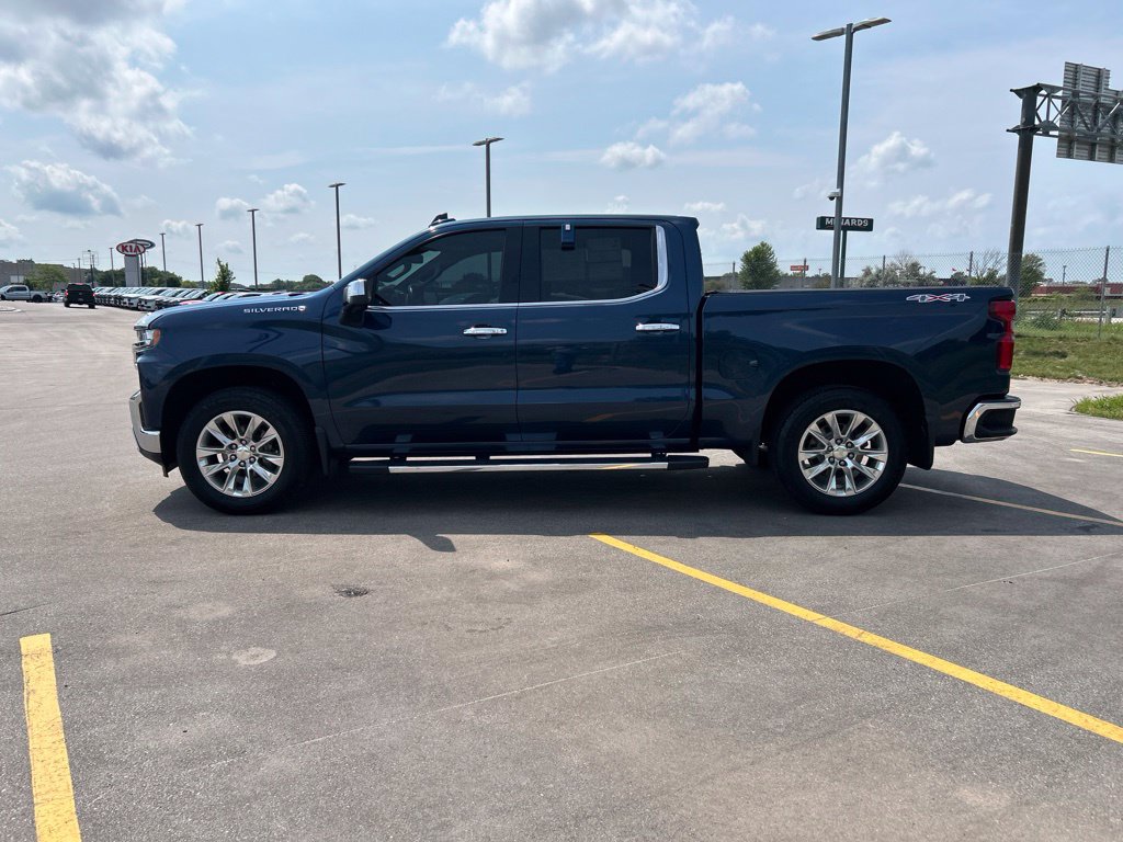 Used 2019 Chevrolet Silverado 1500 LTZ w/ LTZ Premium Package AWD/4WD image 9