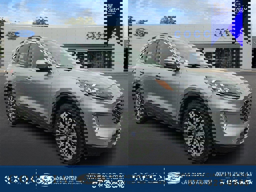 Certified 2022 Ford Escape Titanium image 6