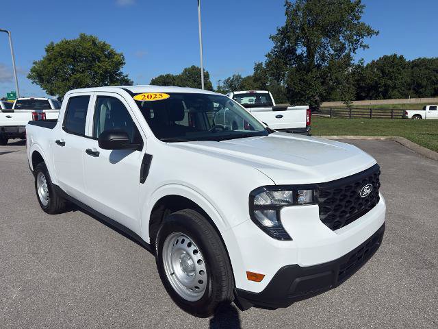 Certified 2025 Ford Maverick XL FWD image 3