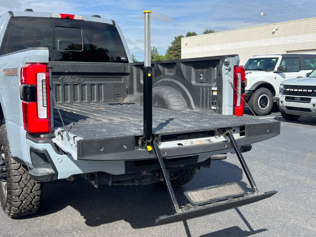 Certified 2024 Ford F250 Platinum w/ Tremor Off-Road Package AWD/4WD image 10