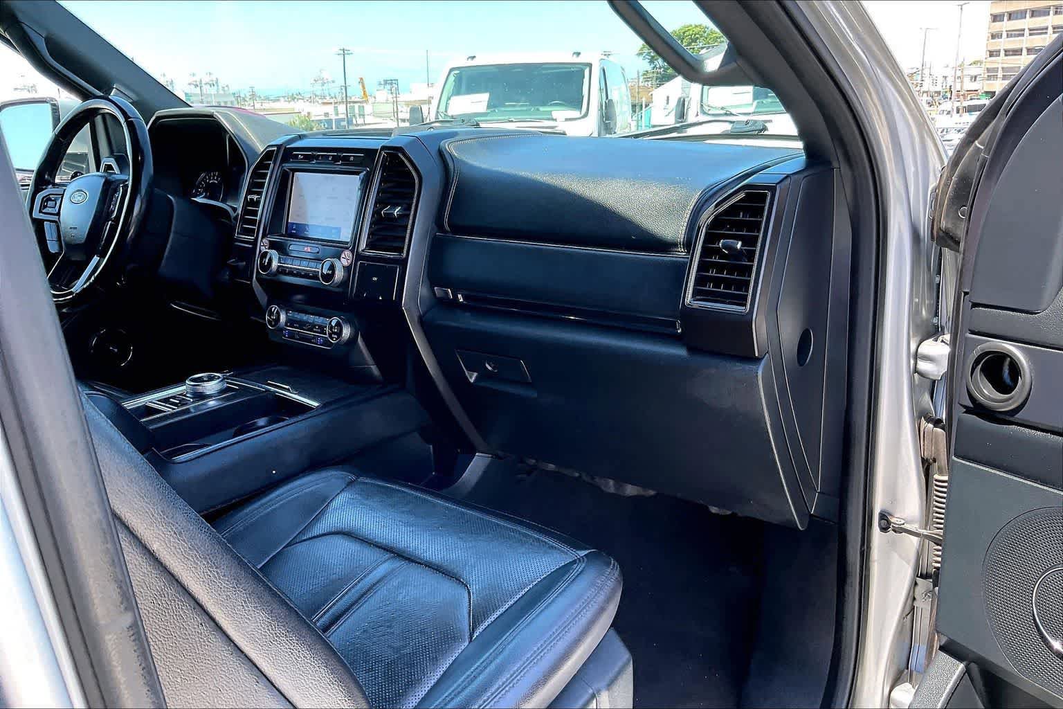 Certified 2021 Ford Expedition Max Limited RWD image 23