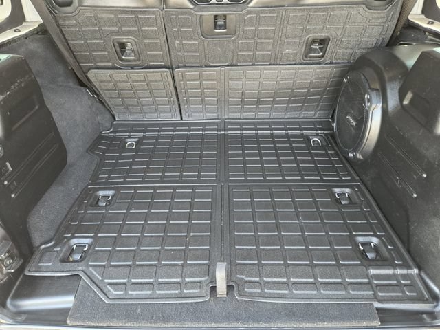 Used 2018 Jeep Wrangler Unlimited Rubicon AWD/4WD image 30