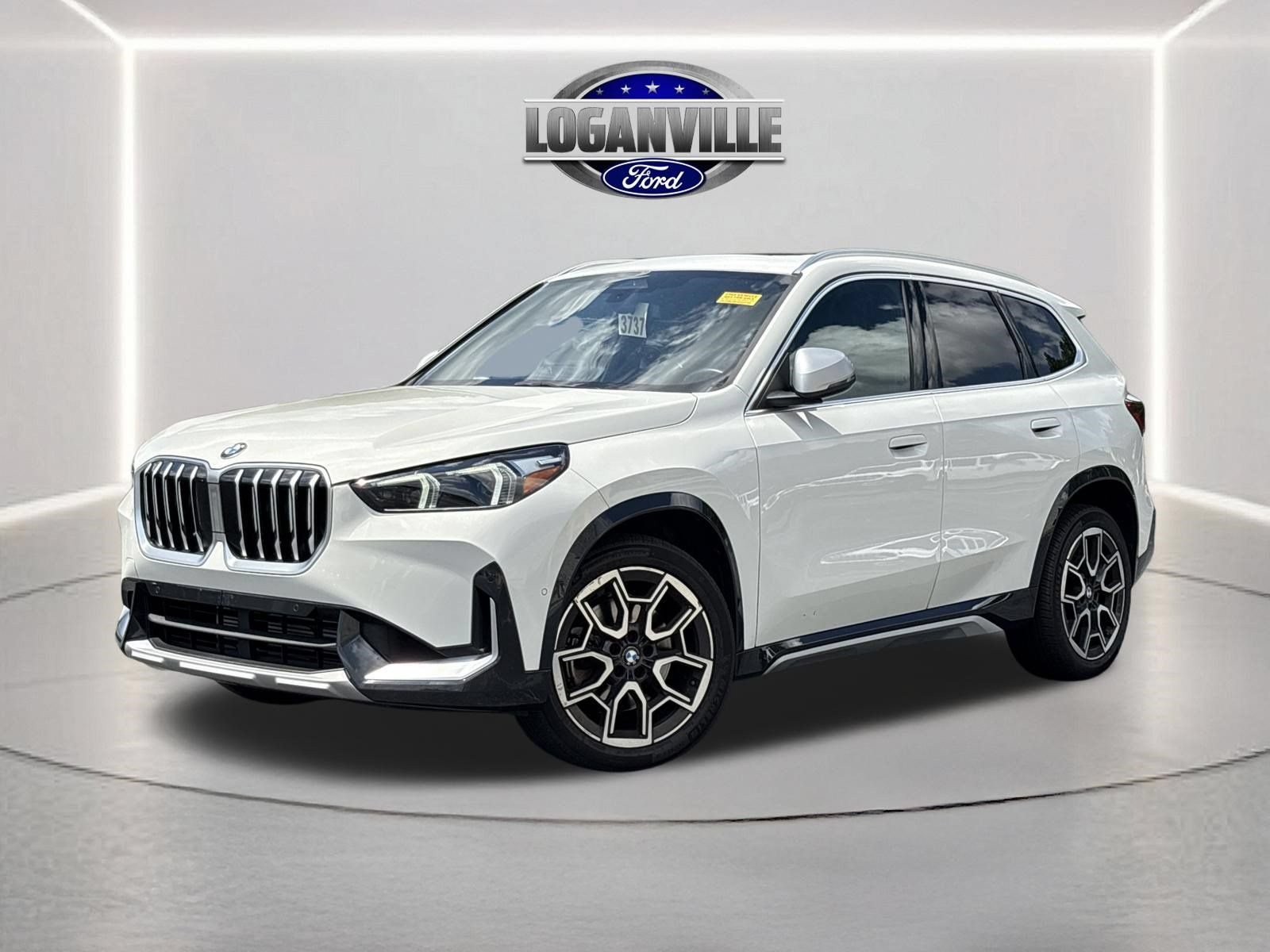 Used 2024 BMW X1 xDrive28i w/ Convenience Package AWD/4WD image 1