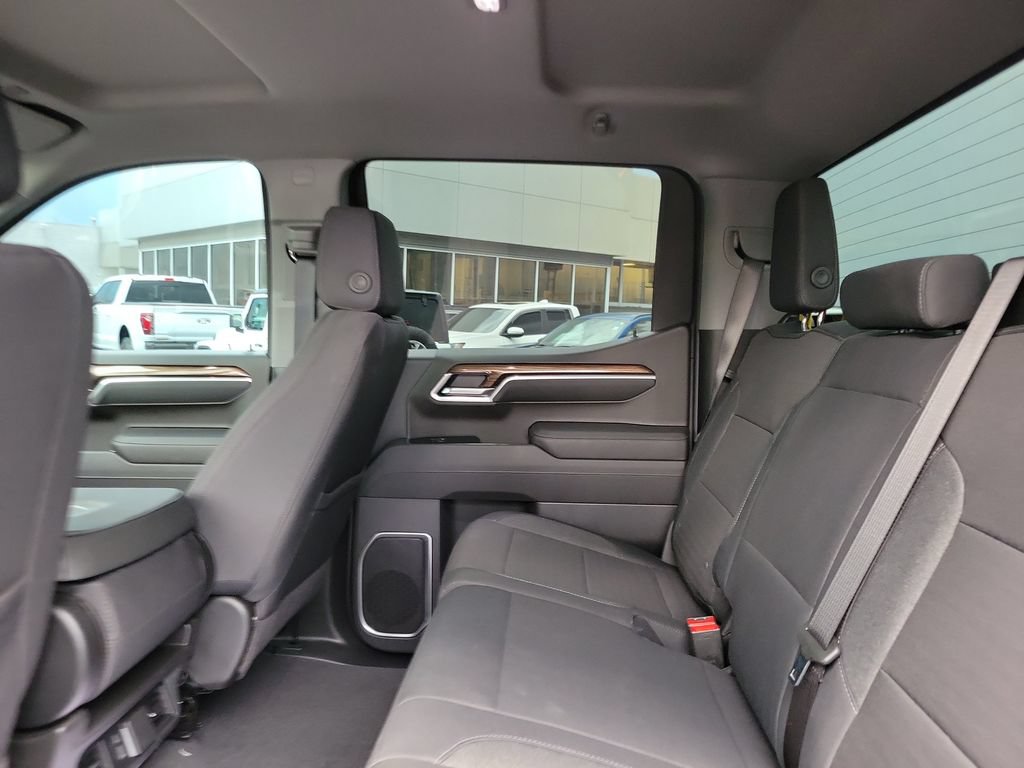 Used 2026 Chevrolet Silverado 1500 RST w/ RST Select Package AWD/4WD image 14