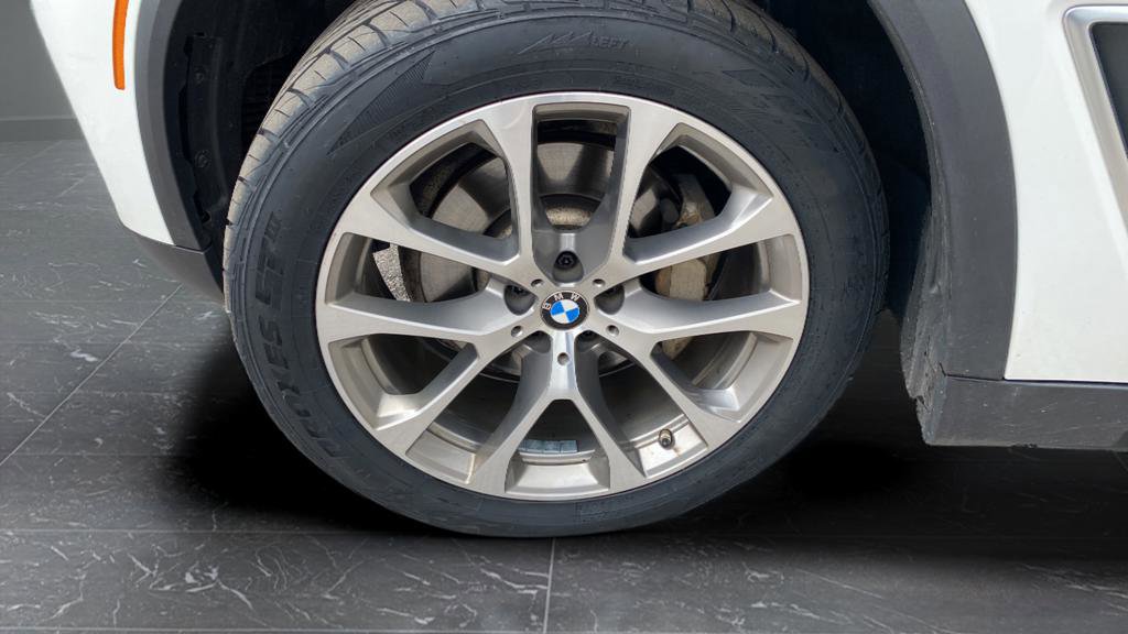 Used 2022 BMW X5 xDrive40i AWD/4WD image 40