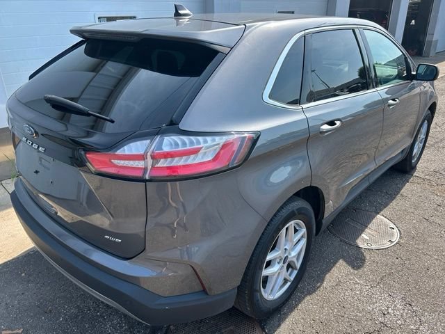 Certified 2021 Ford Edge SEL w/ Convenience Package AWD/4WD image 5
