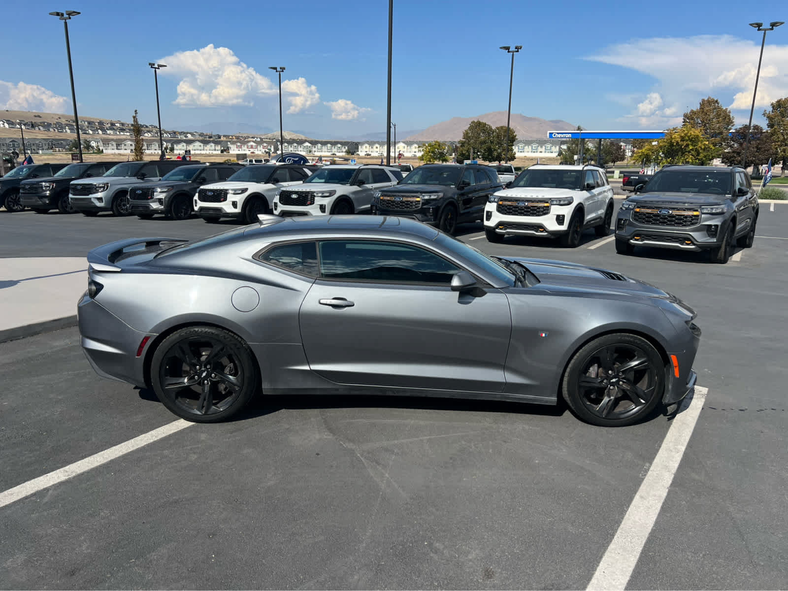 Used 2019 Chevrolet Camaro SS RWD image 6