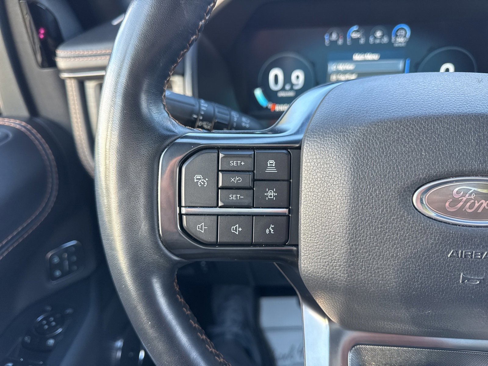 Certified 2022 Ford Expedition Platinum image 31