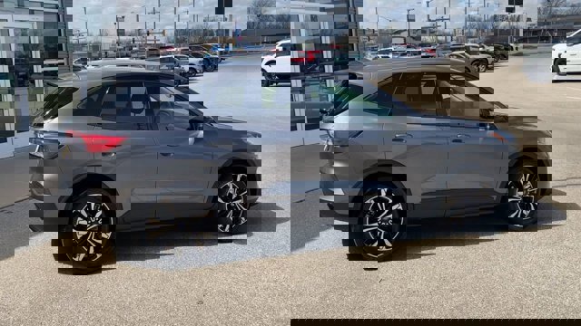 Certified 2021 Ford Escape SE w/ SE Sport Appearance Package AWD/4WD image 2