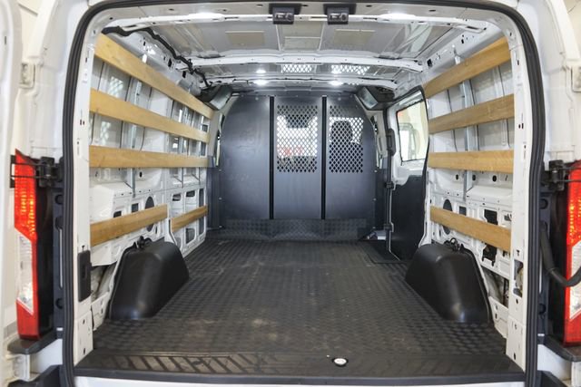 Certified 2018 Ford Transit 250 130 Low Roof w/ Exterior Upgrade Package image 25