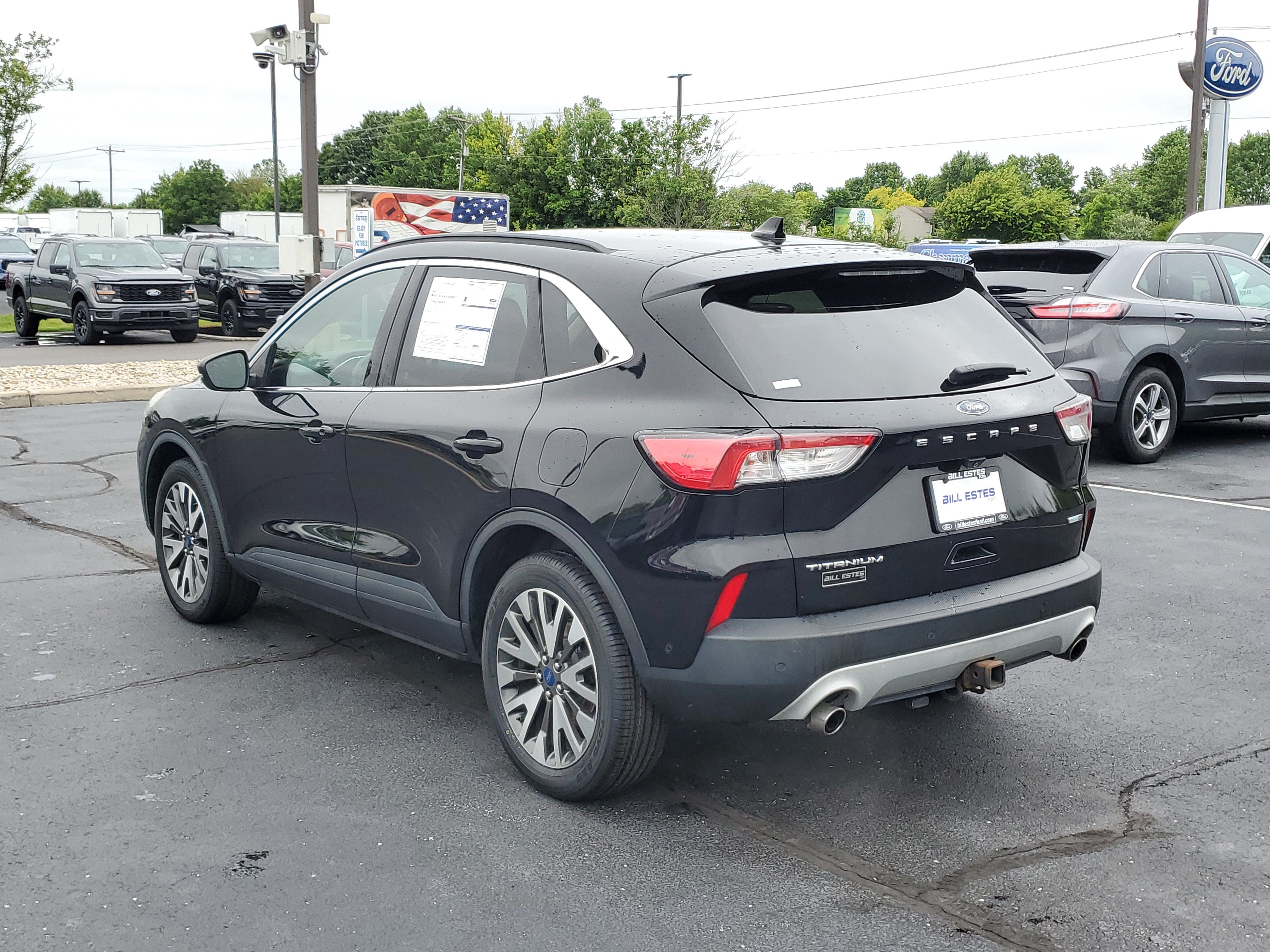 Certified 2020 Ford Escape Titanium AWD/4WD image 2