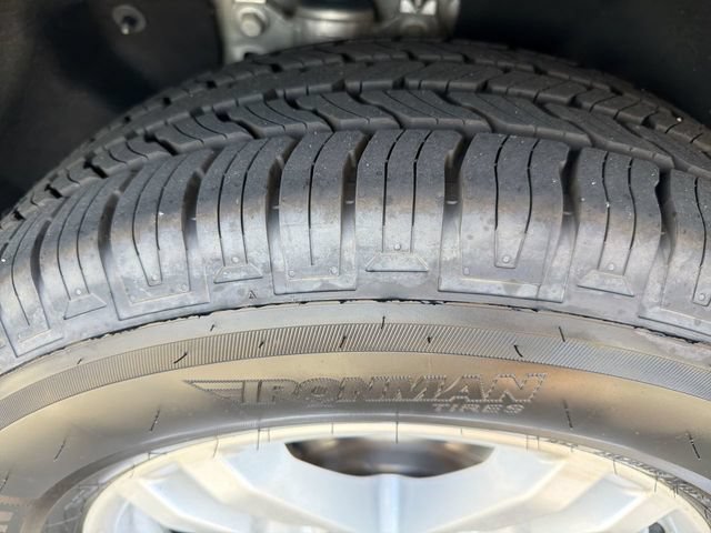 Certified 2021 Ford Explorer XLT RWD image 30