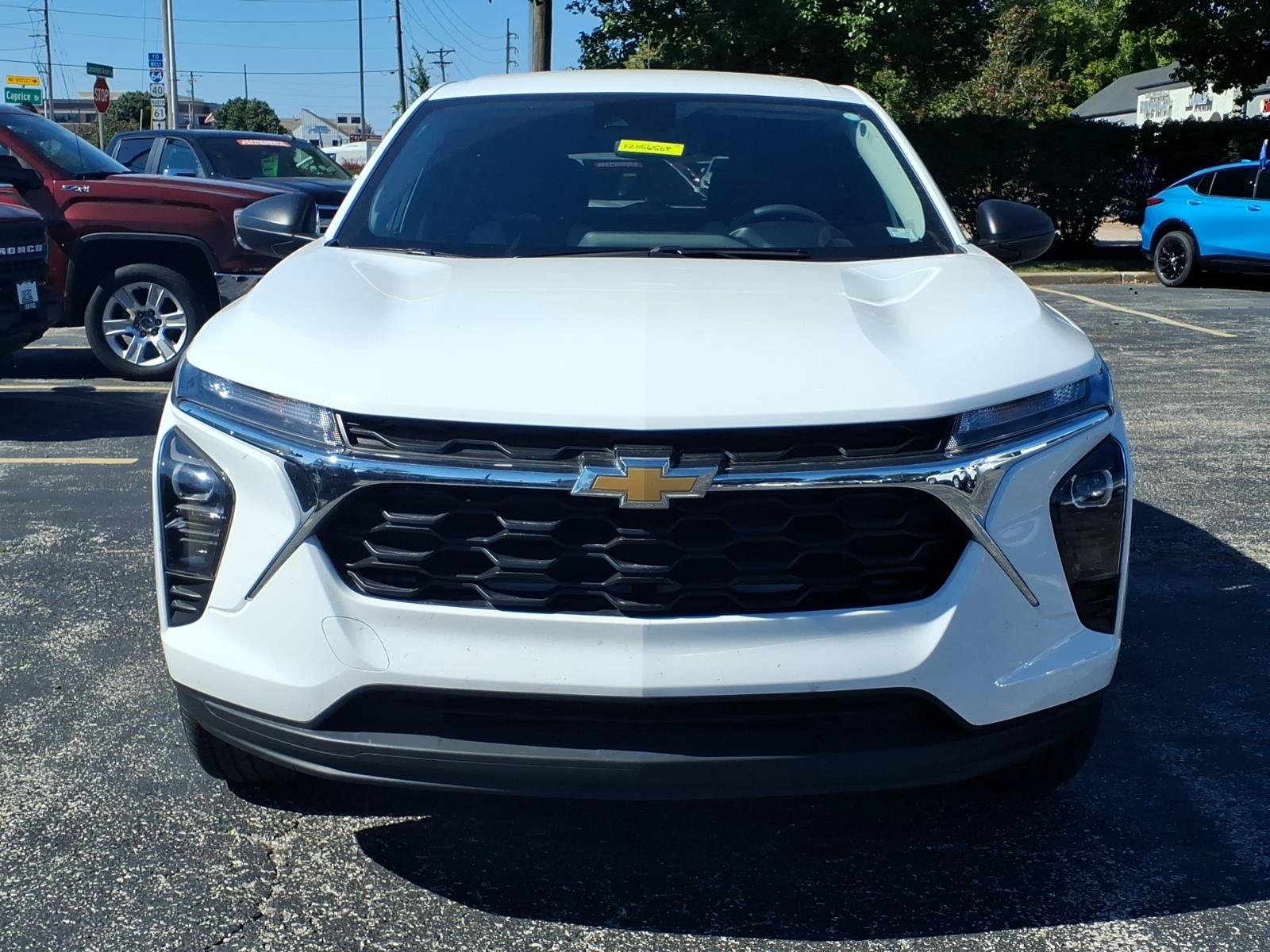 Used 2025 Chevrolet Trax LS FWD image 26