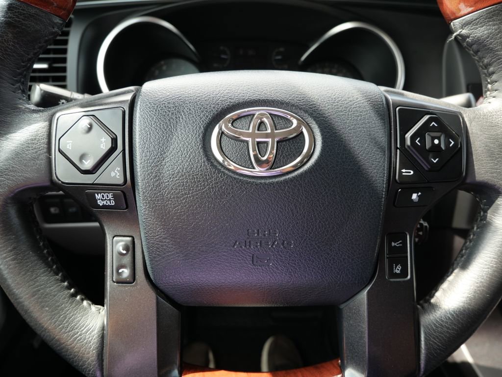 Used 2018 Toyota Sequoia Platinum w/ Carpet Mat Package image 23