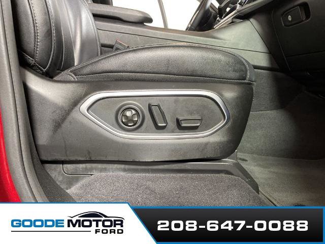 Used 2024 Jeep Wagoneer Series III AWD/4WD image 25