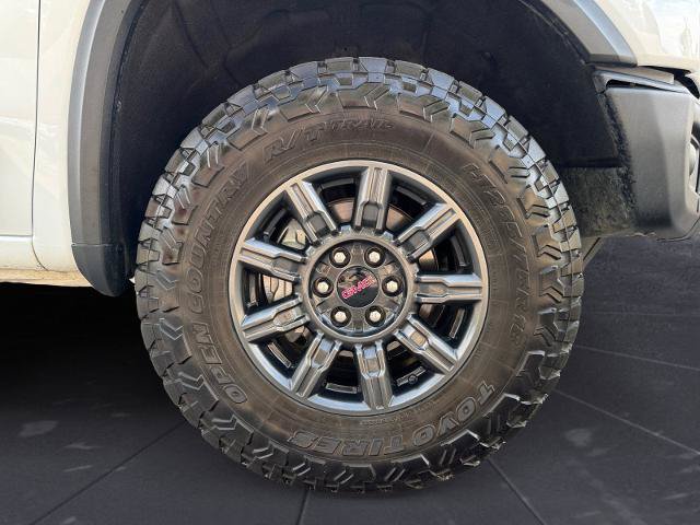 Used 2024 GMC Sierra 1500 AT4X AWD/4WD image 14