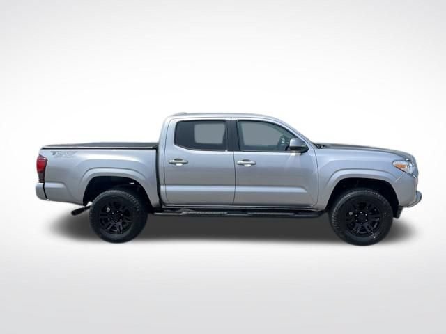 Used 2021 Toyota Tacoma SR w/ SR Convenience Package RWD image 12