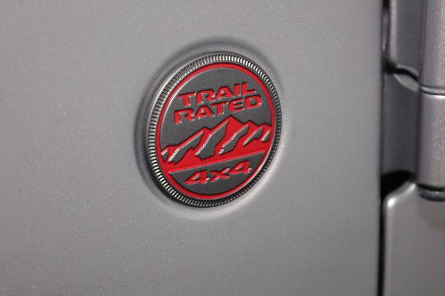 Used 2020 Jeep Gladiator Rubicon AWD/4WD image 32