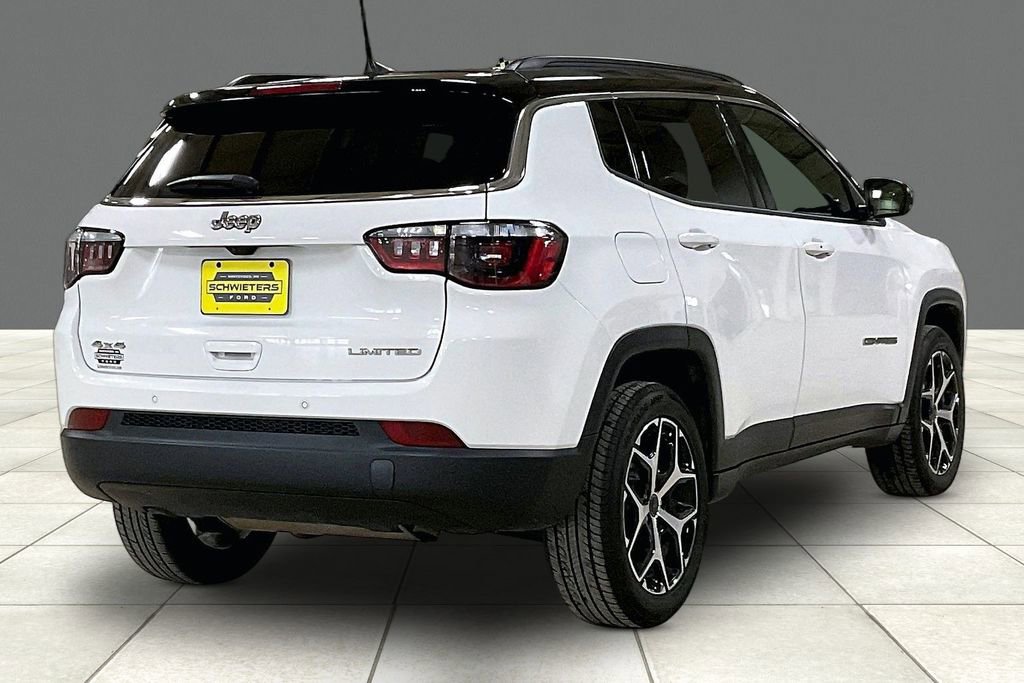 Used 2025 Jeep Compass Limited AWD/4WD image 12