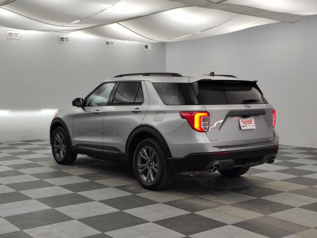Certified 2021 Ford Explorer XLT w/ Equipment Group 202A AWD/4WD image 8
