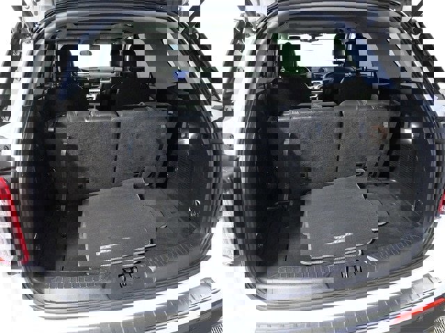 Certified 2024 Ford Explorer XLT w/ Equipment Group 202A image 9