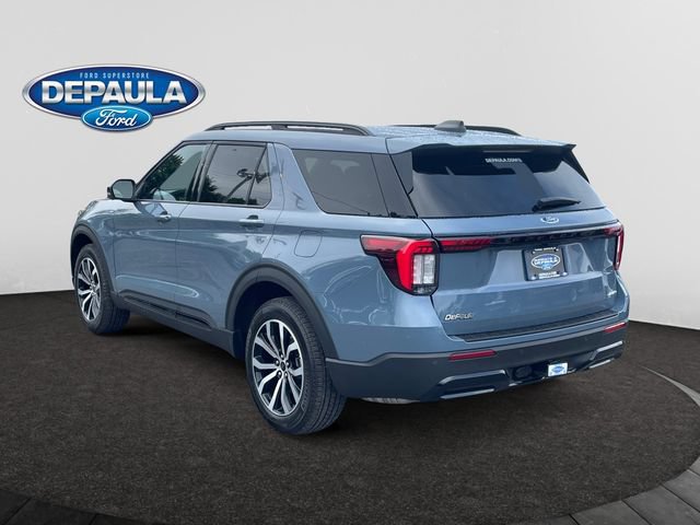Certified 2025 Ford Explorer ST-Line AWD/4WD image 4