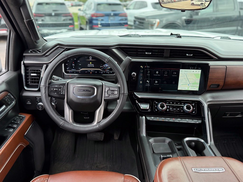Used 2024 GMC Sierra 3500 Denali Ultimate w/ LPO, GMC Protection Package AWD/4WD image 8