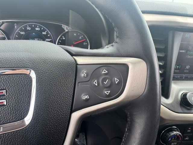 Used 2018 GMC Acadia Denali w/ Technology Package AWD/4WD image 17