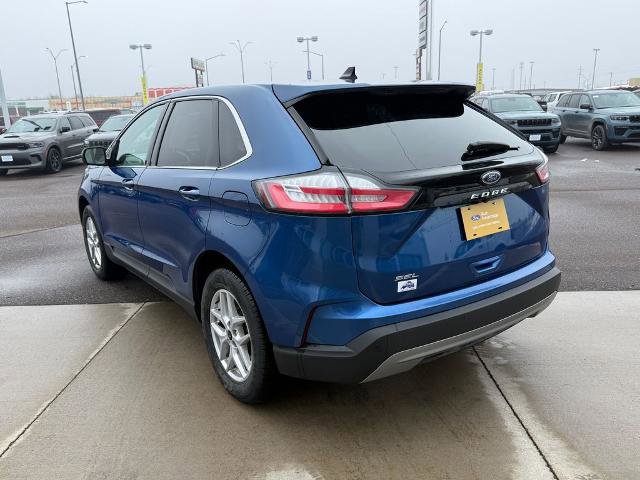 Certified 2024 Ford Edge SEL image 3
