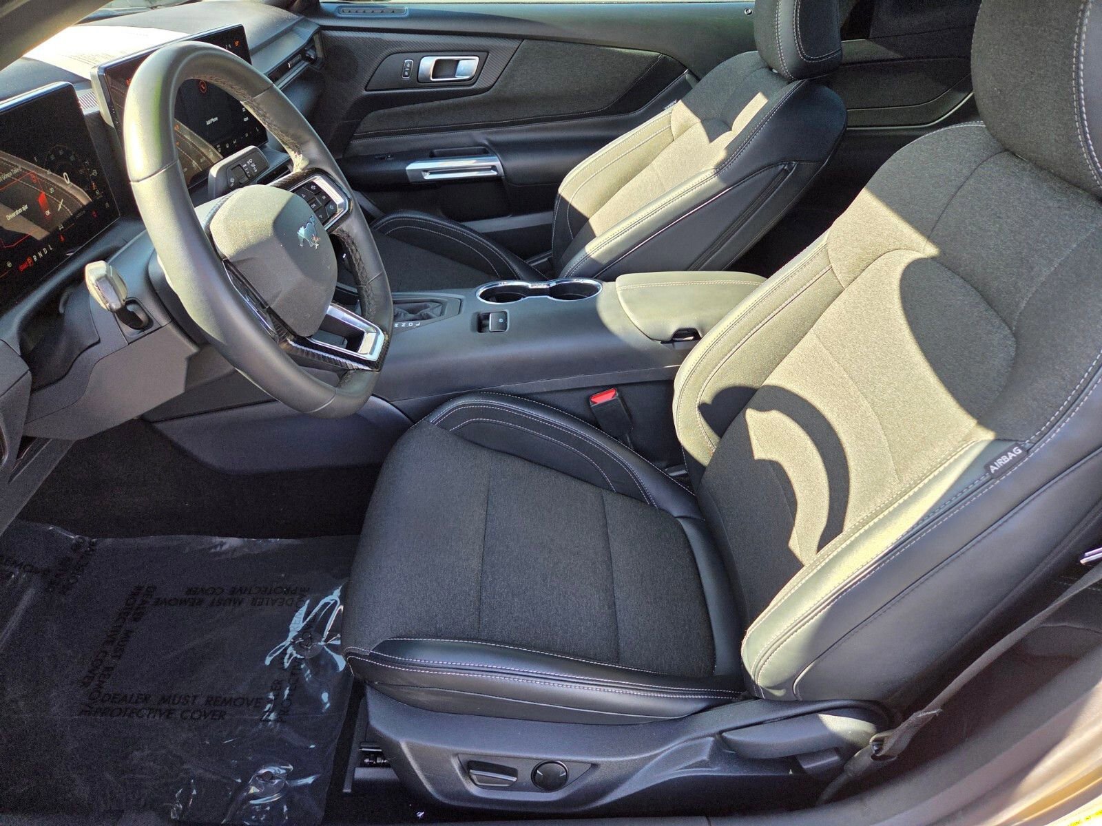 Certified 2024 Ford Mustang Coupe image 10