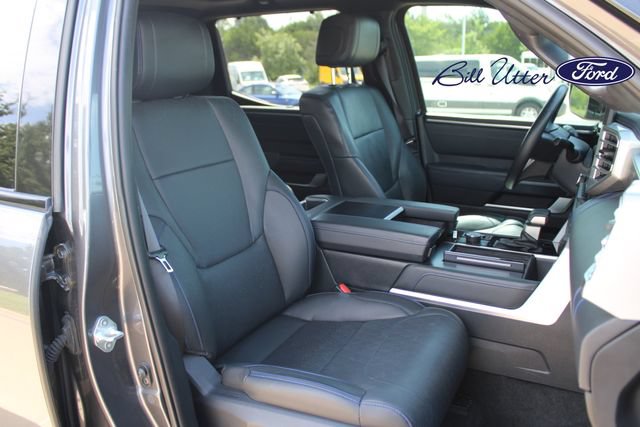 Used 2023 Toyota Tundra Platinum AWD/4WD image 11