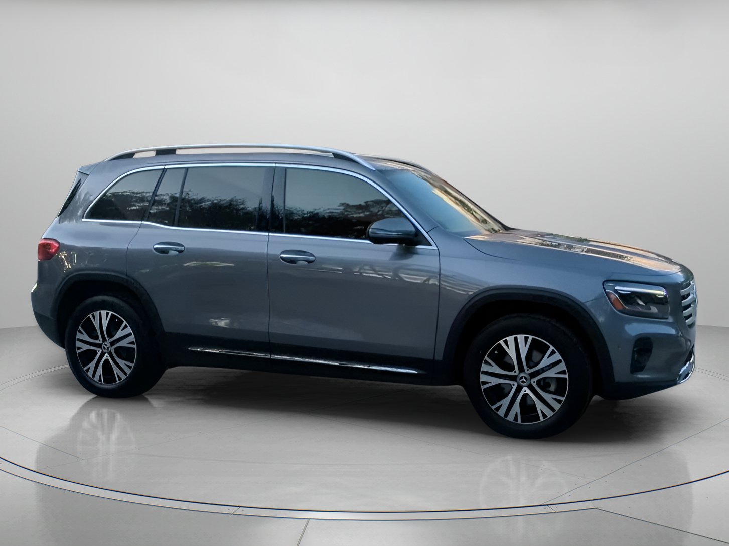 Used 2026 Mercedes-Benz GLB 250 w/ Exclusive Package image 34