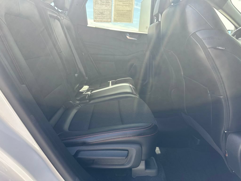 Certified 2024 Ford Escape ST-Line w/ Tech Pack #1 AWD/4WD image 27