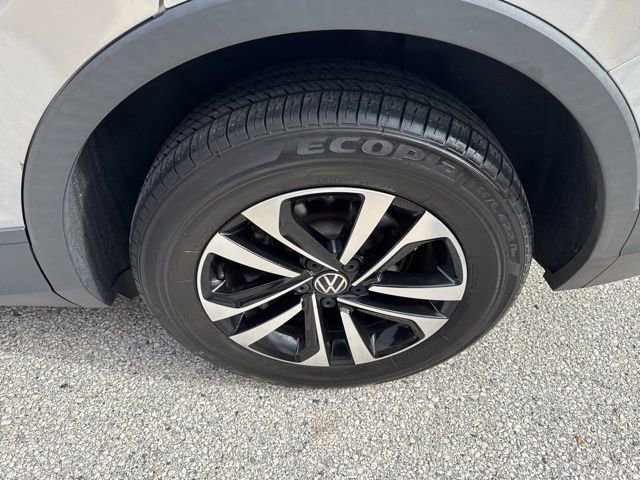 Used 2023 Volkswagen Tiguan S image 44