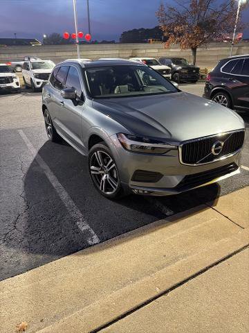 Used 2021 Volvo XC60 T5 Momentum w/ Protection Package Premier image 2