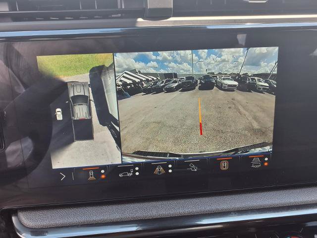Used 2025 GMC Sierra 2500 AT4 AWD/4WD image 14