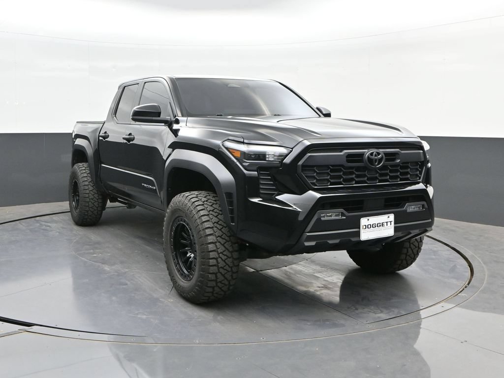 Used 2024 Toyota Tacoma TRD Off-Road AWD/4WD image 21