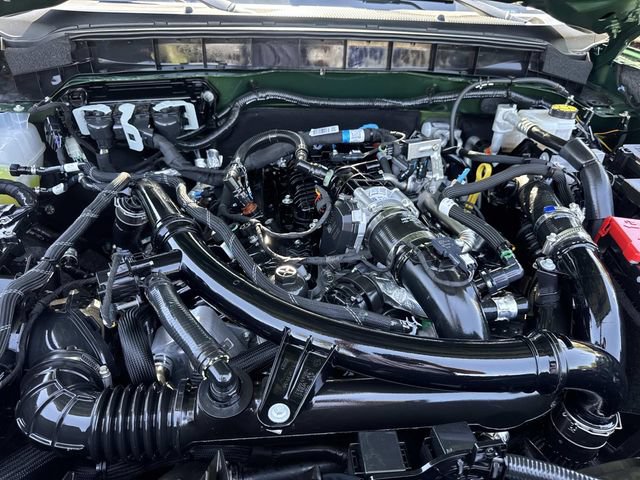 Certified 2025 Ford Bronco Badlands AWD/4WD image 38