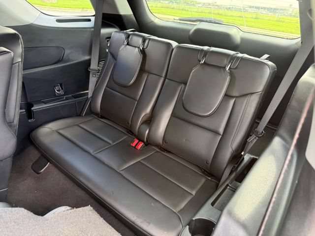 Certified 2022 Ford Explorer XLT w/ Equipment Group 202A AWD/4WD image 19