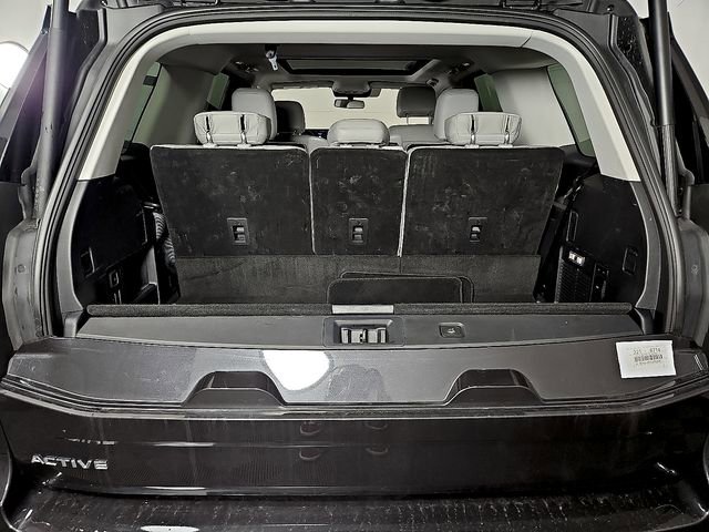 Certified 2025 Ford Expedition Active image 33