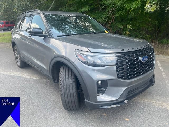 Certified 2025 Ford Explorer ST-Line w/ Premium Package AWD/4WD image 8