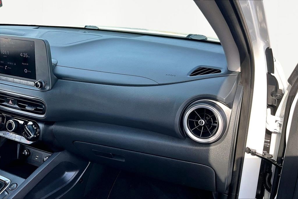 Used 2023 Hyundai Kona SEL w/ Cargo Package image 17