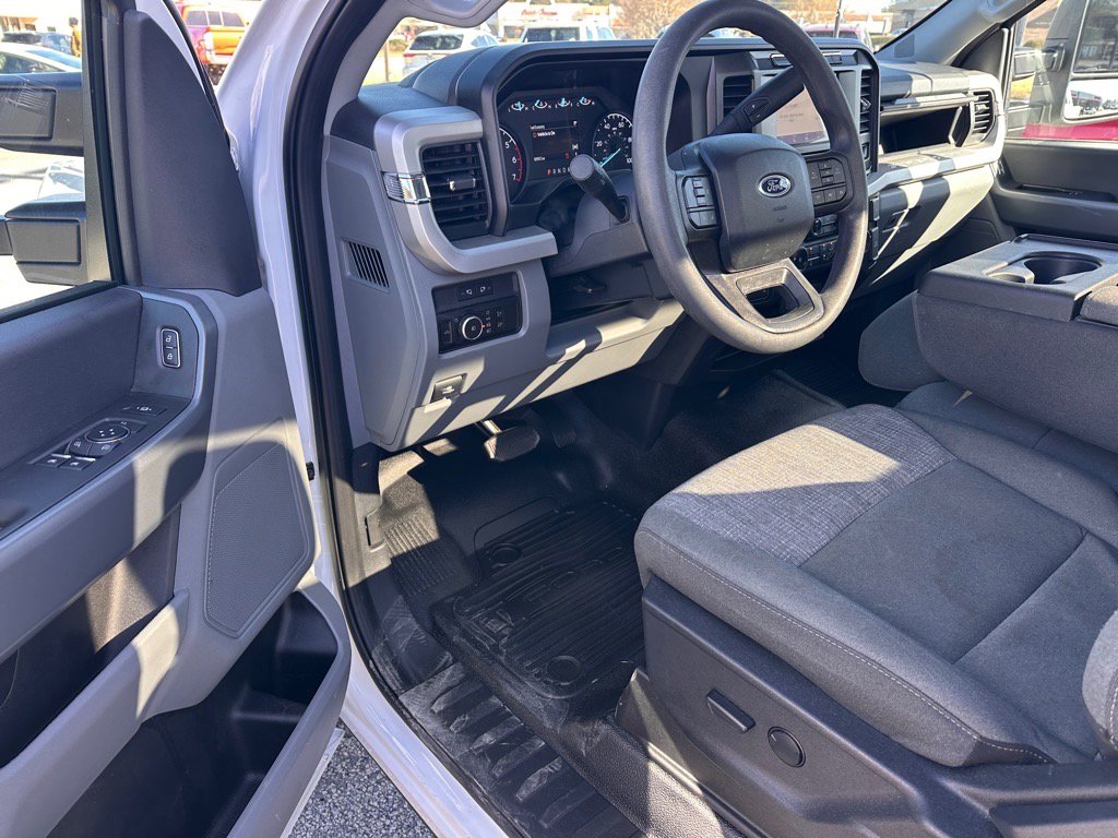 Certified 2024 Ford F350 XLT w/ FX4 Off-Road Package image 14
