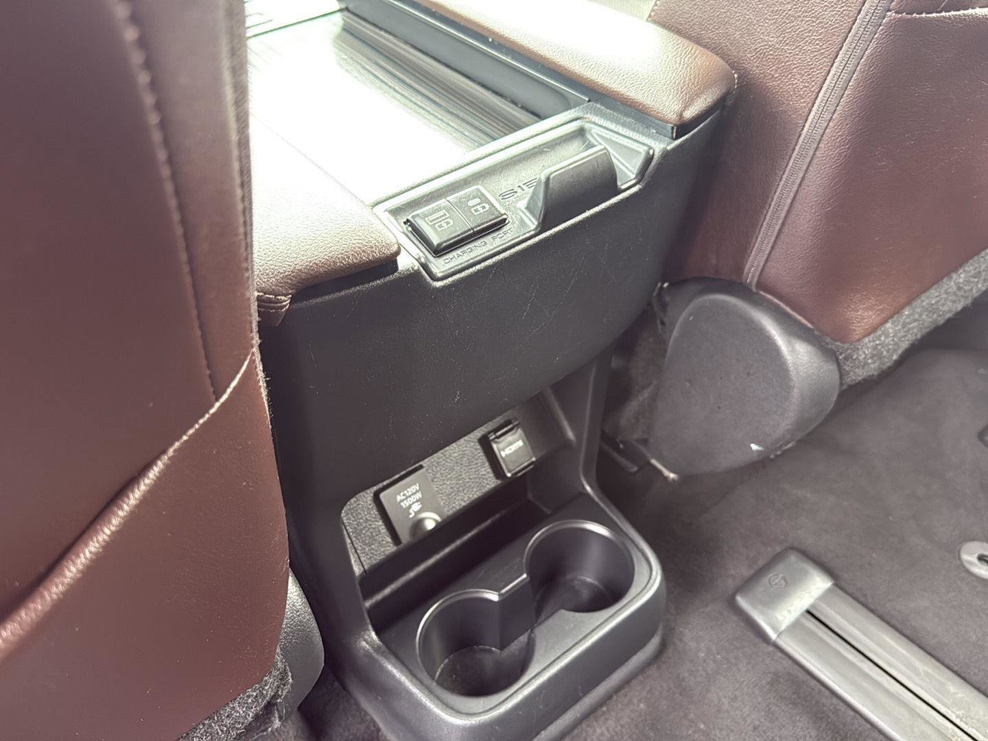 Used 2021 Toyota Sienna Platinum image 23