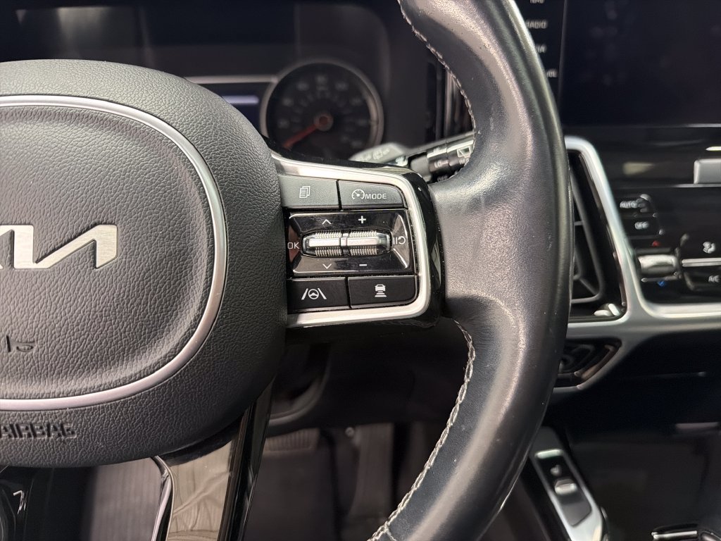 Used 2022 Kia Sorento SX FWD image 22