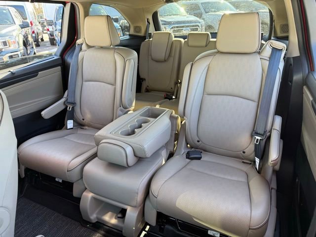 Used 2023 Honda Odyssey Elite image 19