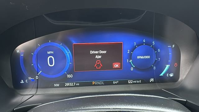 Certified 2022 Ford Escape Titanium w/ Class II Trailer Tow Package image 21