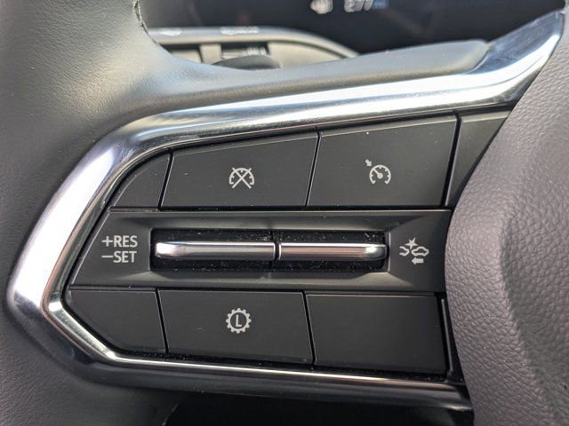 Used 2025 Chevrolet Equinox LT w/ Convenience Package II image 26