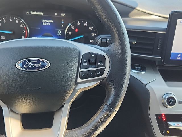 Certified 2022 Ford Explorer XLT w/ Equipment Group 202A AWD/4WD image 15