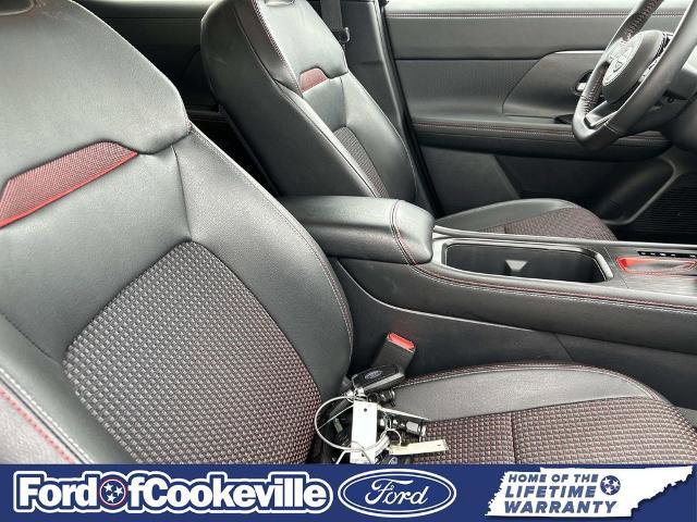 Used 2025 Nissan Kicks SR image 20